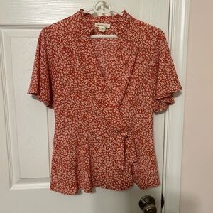 Brown Wrap Blouse with Mandarin Collar and Short Sleeves